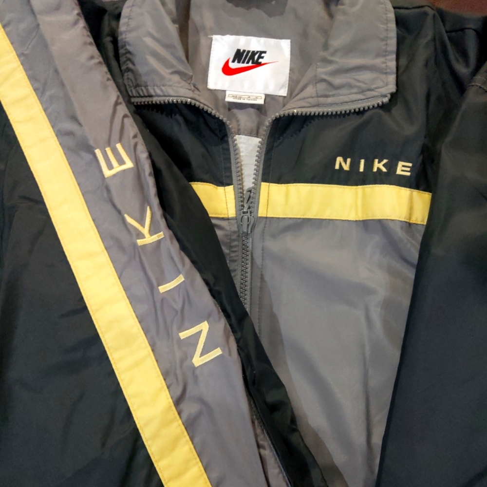 Nike Matching Jacket and Pants